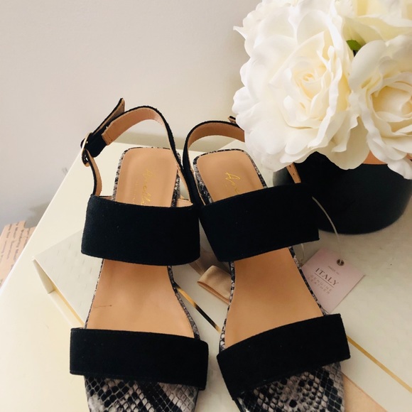 🎀 “AVELLINI” 🇮🇹 ITALIAN SANDALS - Picture 8 of 9